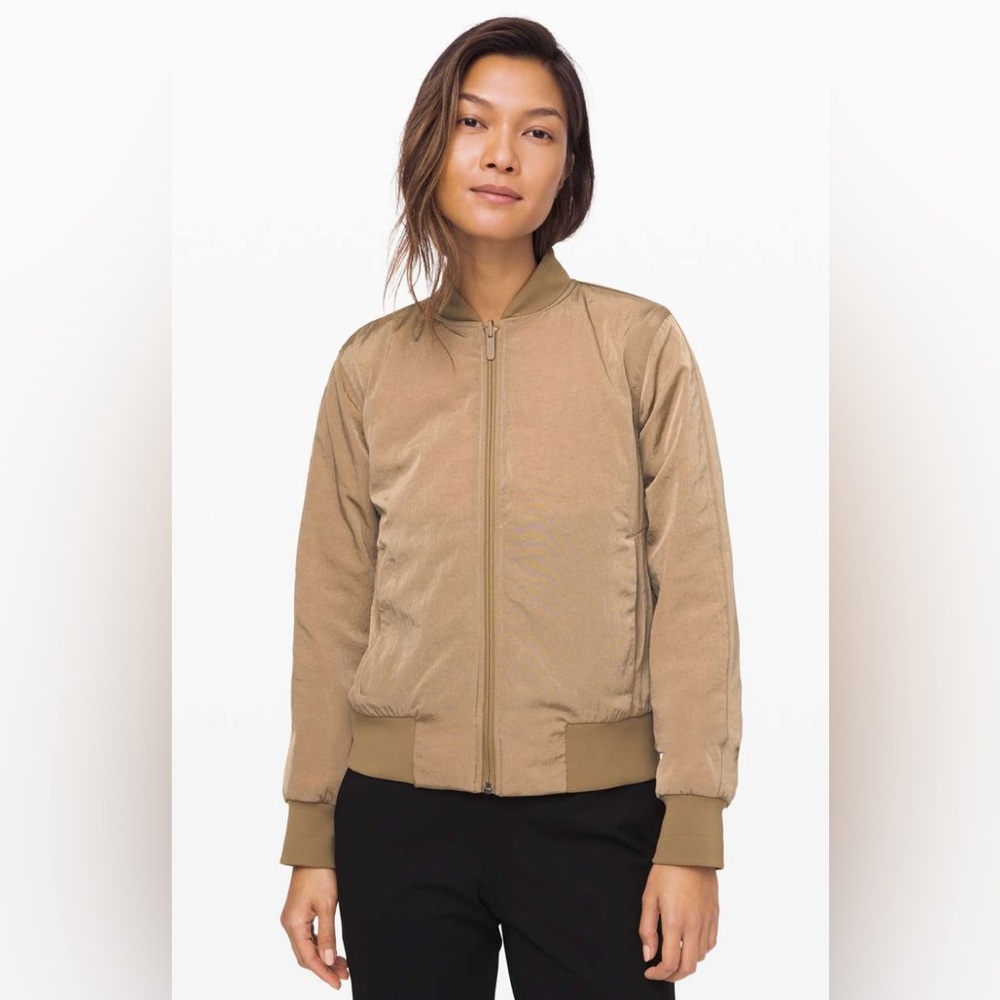 Lululemon Non-Stop Bomber- super cute reversible water resistant!